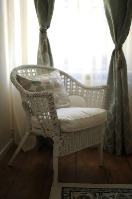 Charming Apartment In Historical City Center Timişoara Exterior foto
